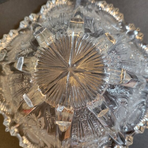 Vintage Higbee Pressed Glass Serving Bowl With Floral Thistle Pattern & Scallope - Picture 8 of 11